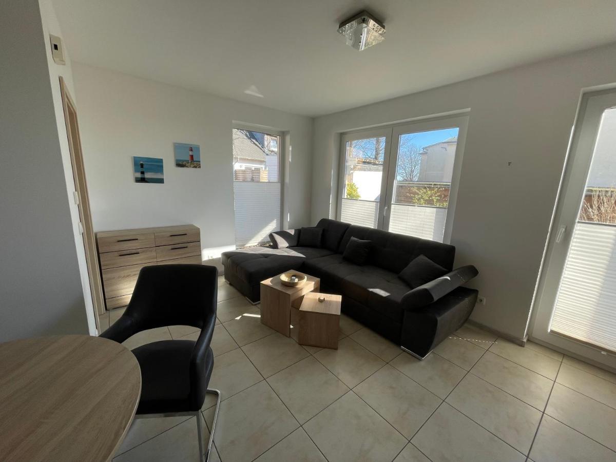 Villa Sara Wohnung Buskam Mit Terrasse Goehren  Exterior foto