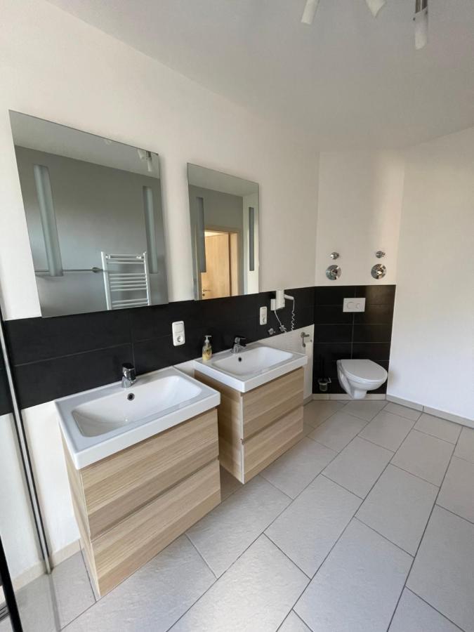 Villa Sara Wohnung Buskam Mit Terrasse Goehren  Exterior foto